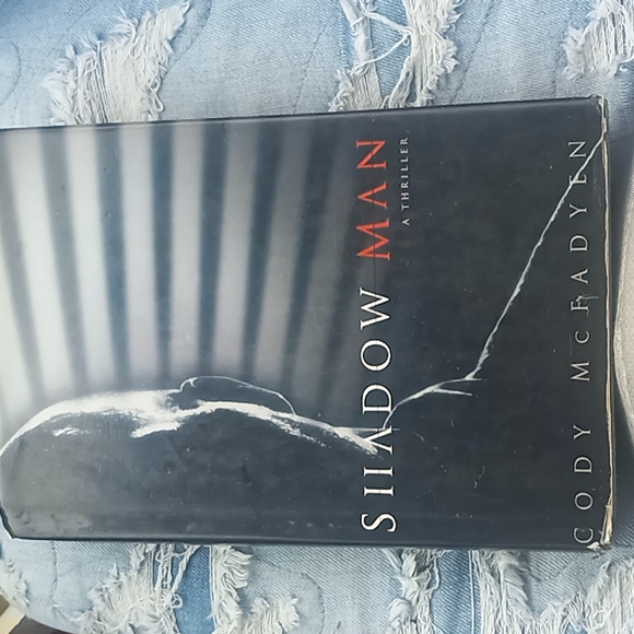 Shadow man - Picture 1 of 4